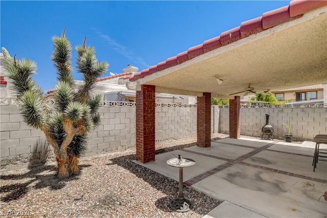 2530 Palace View Drive, Las Vegas, NV 89121