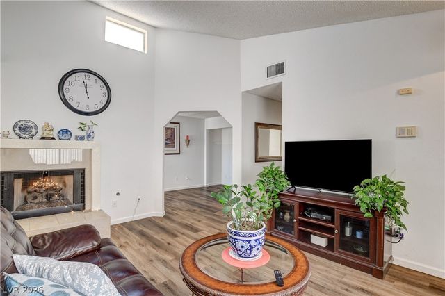 2530 Palace View Drive, Las Vegas, NV 89121
