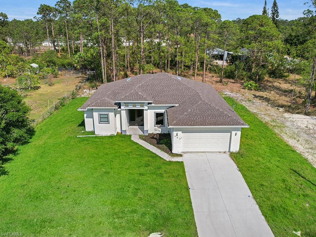 902 Williams AVE, LEHIGH ACRES, FL 33972 — exterior