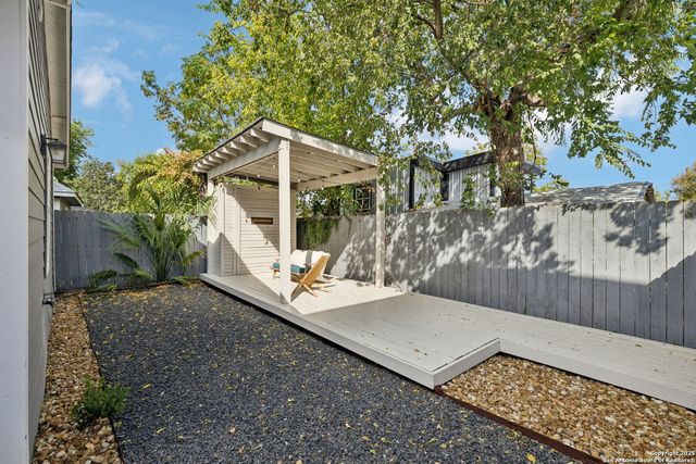 711 Eleanor, San Antonio, TX 78209