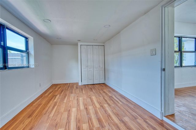 6424 SW 20th St, Miramar, FL 33023