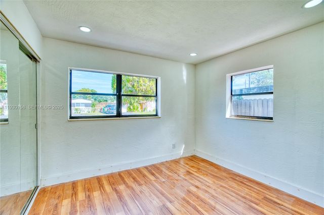 6424 SW 20th St, Miramar, FL 33023