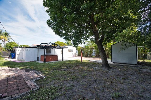 6424 SW 20th St, Miramar, FL 33023