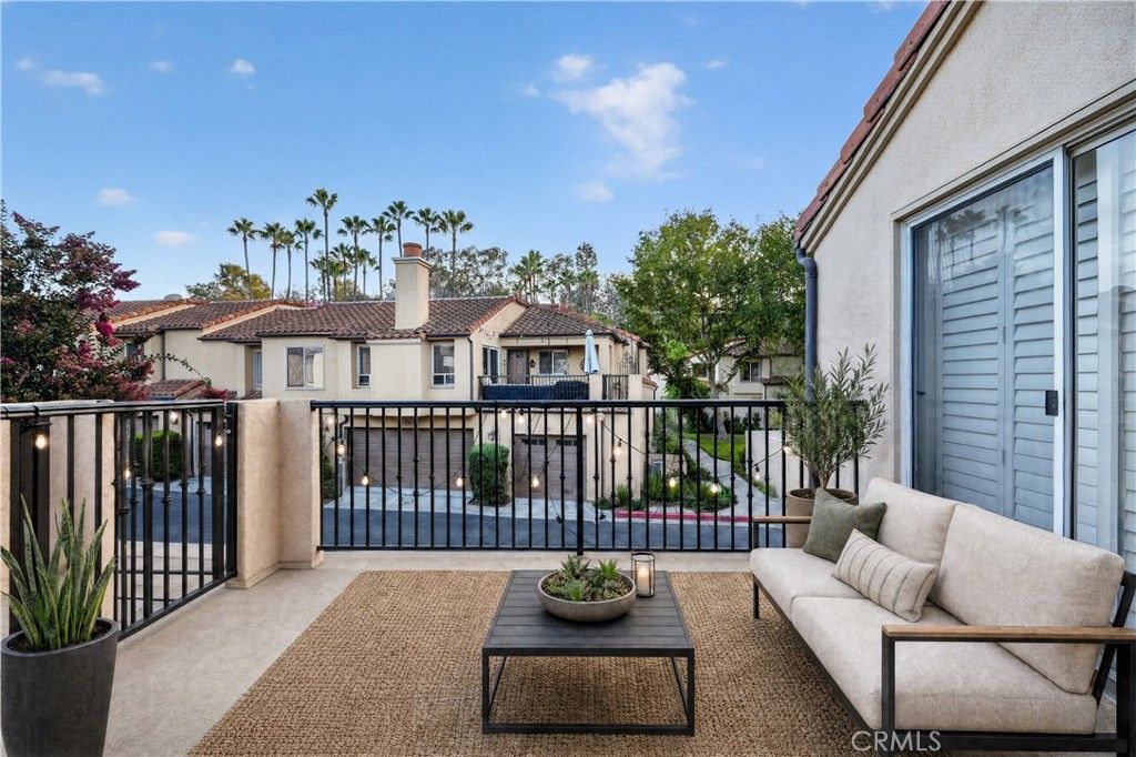 88 Corsica Drive, Newport Beach, CA 92660 — exterior