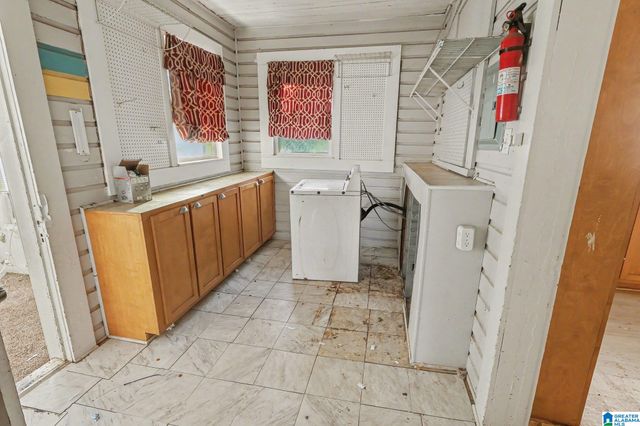 703 11TH AVENUE, Birmingham, AL 35228