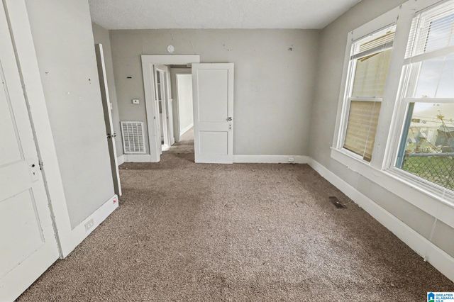 703 11TH AVENUE, Birmingham, AL 35228