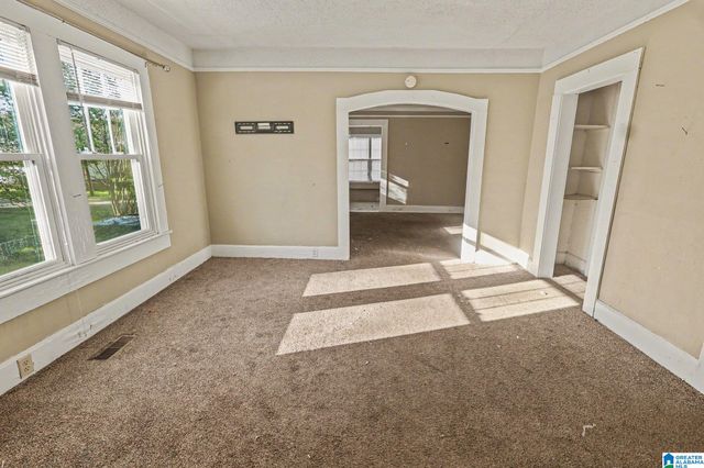 703 11TH AVENUE, Birmingham, AL 35228