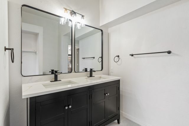 413 Horse Shoe Bend, Mesquite, TX 75149