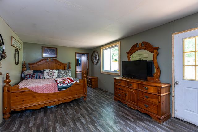 609 State Hwy 2036, Letcher, KY 41832
