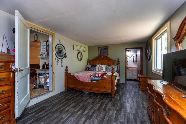 609 State Hwy 2036, Letcher, KY 41832