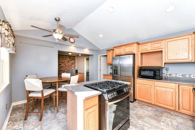 6150 Buttonwood Drive, Noblesville, IN 46062