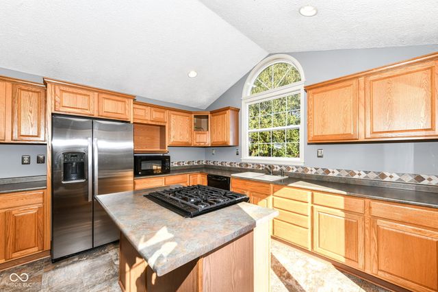 6150 Buttonwood Drive, Noblesville, IN 46062