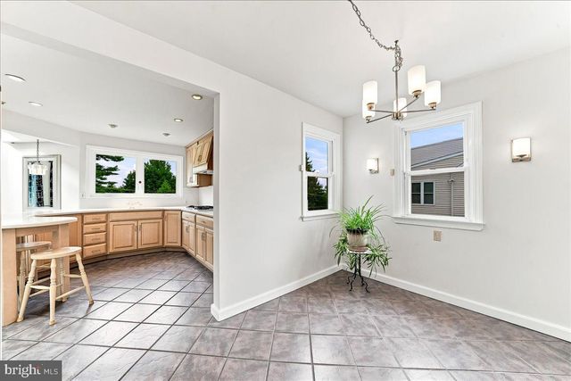 138 ROCKWOOD RD, Newtown Square, PA 19073
