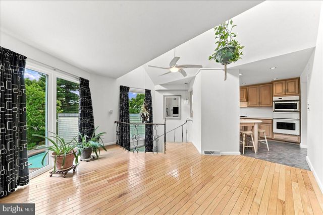 138 ROCKWOOD RD, Newtown Square, PA 19073