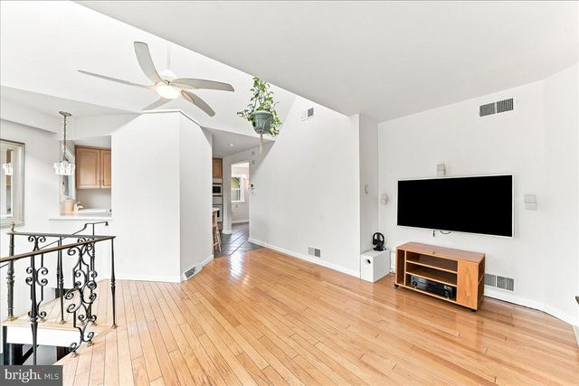 138 ROCKWOOD RD, Newtown Square, PA 19073