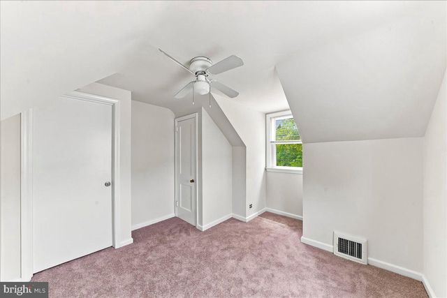 138 ROCKWOOD RD, Newtown Square, PA 19073