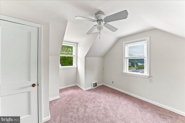 138 ROCKWOOD RD, Newtown Square, PA 19073