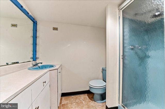 138 ROCKWOOD RD, Newtown Square, PA 19073