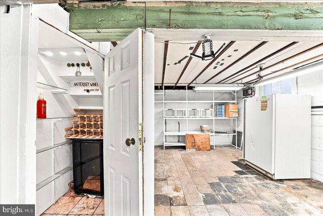 138 ROCKWOOD RD, Newtown Square, PA 19073