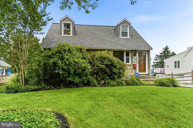 138 ROCKWOOD RD, Newtown Square, PA 19073