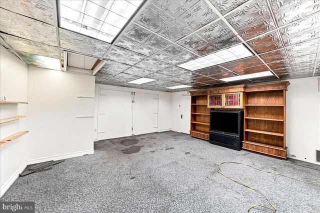 138 ROCKWOOD RD, Newtown Square, PA 19073