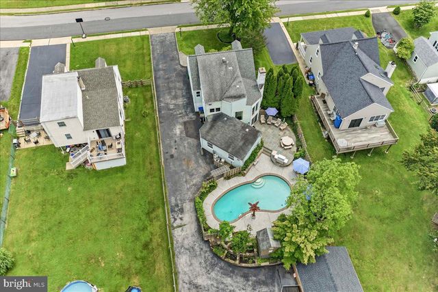 138 ROCKWOOD RD, Newtown Square, PA 19073