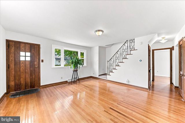 138 ROCKWOOD RD, Newtown Square, PA 19073
