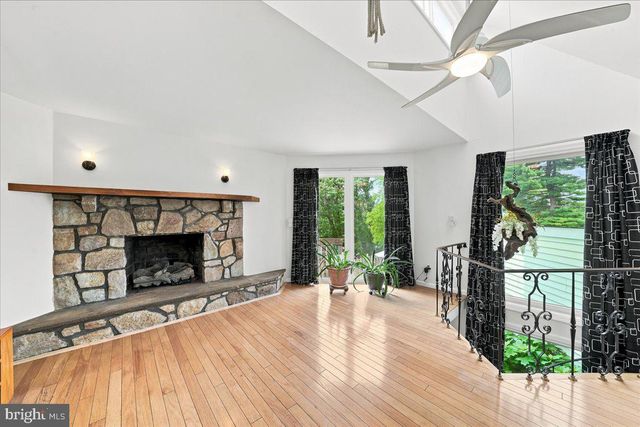 138 ROCKWOOD RD, Newtown Square, PA 19073