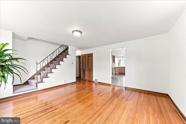 138 ROCKWOOD RD, Newtown Square, PA 19073