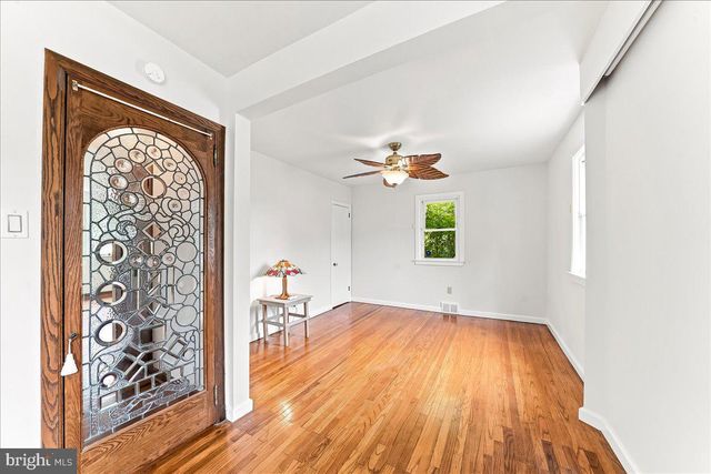 138 ROCKWOOD RD, Newtown Square, PA 19073