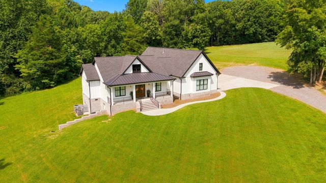 190 Jordan Cm Road, Bon Aqua, TN 37025