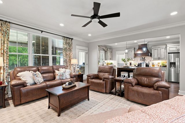190 Jordan Cm Road, Bon Aqua, TN 37025