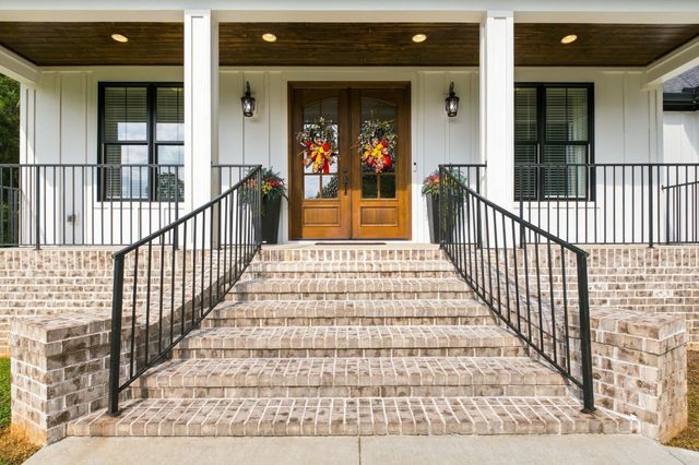 190 Jordan Cm Road, Bon Aqua, TN 37025