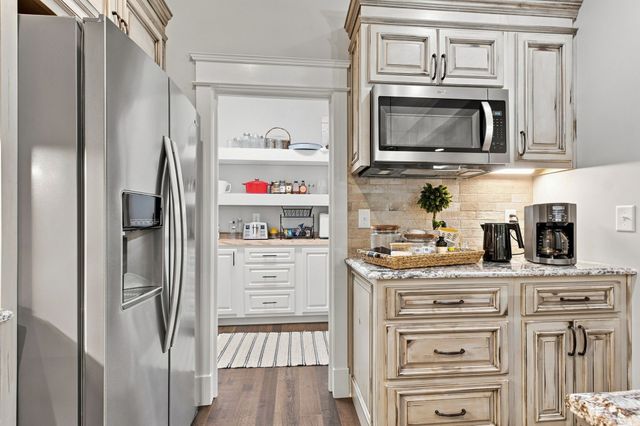 190 Jordan Cm Road, Bon Aqua, TN 37025