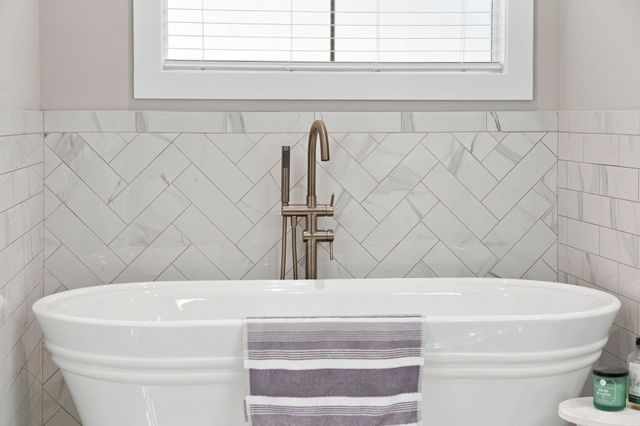190 Jordan Cm Road, Bon Aqua, TN 37025