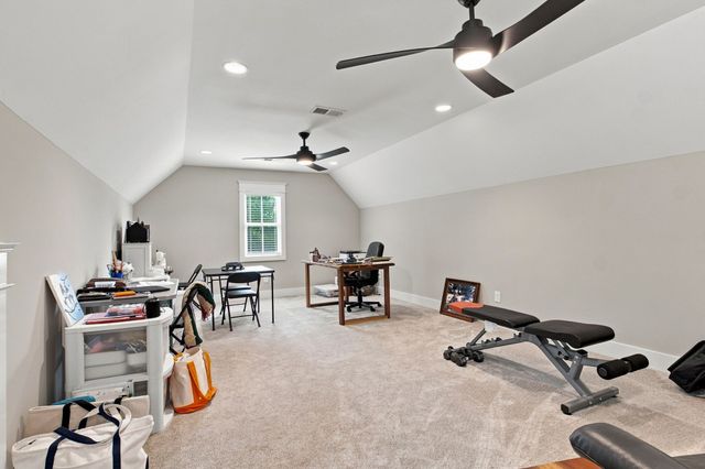 190 Jordan Cm Road, Bon Aqua, TN 37025