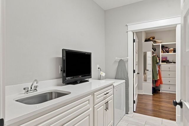 190 Jordan Cm Road, Bon Aqua, TN 37025