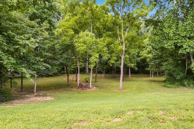 190 Jordan Cm Road, Bon Aqua, TN 37025
