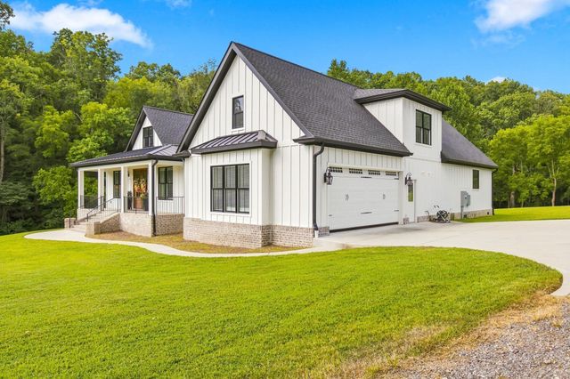 190 Jordan Cm Road, Bon Aqua, TN 37025