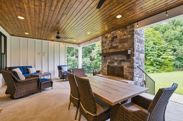 190 Jordan Cm Road, Bon Aqua, TN 37025