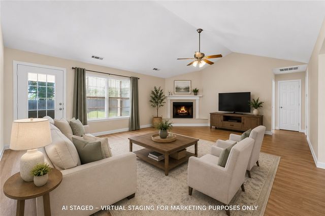 800 Harvest Street, Centerton, AR 72719