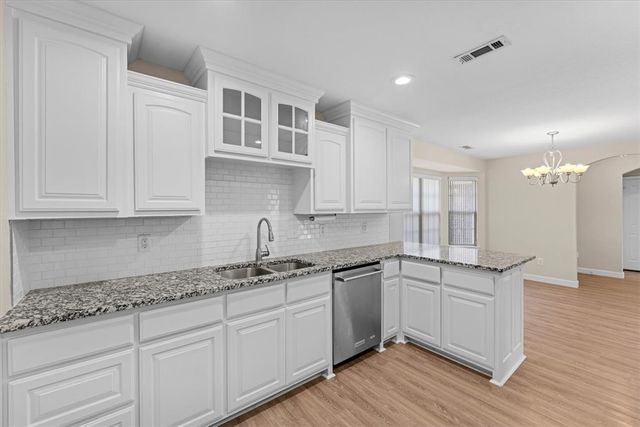 800 Harvest Street, Centerton, AR 72719