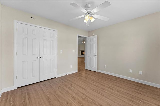 800 Harvest Street, Centerton, AR 72719