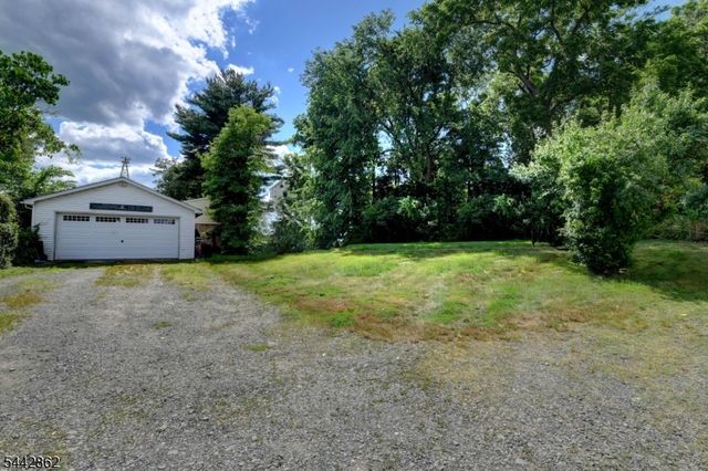 91 Minnisink Rd, Totowa Boro, NJ 07512