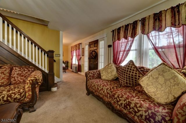 91 Minnisink Rd, Totowa Boro, NJ 07512