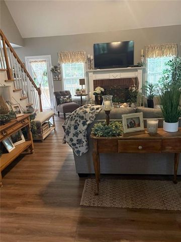 200 Cecil Way, Mcdonough, GA 30252