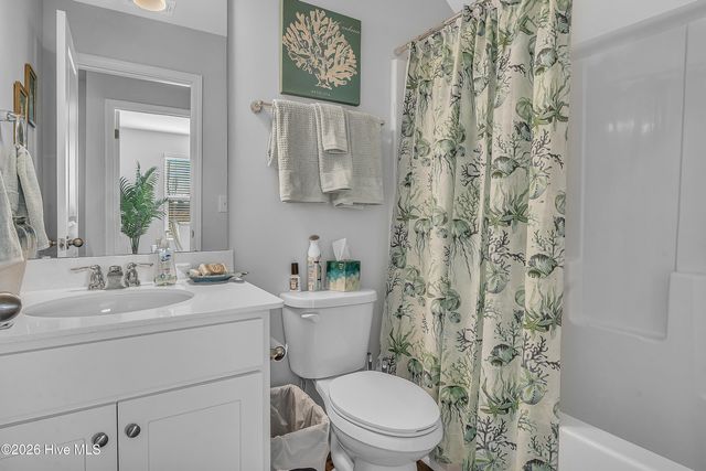 7130 Woodline Drive SW, Sunset Beach, NC 28468