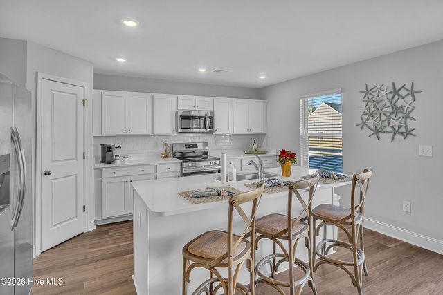 7130 Woodline Drive SW, Sunset Beach, NC 28468