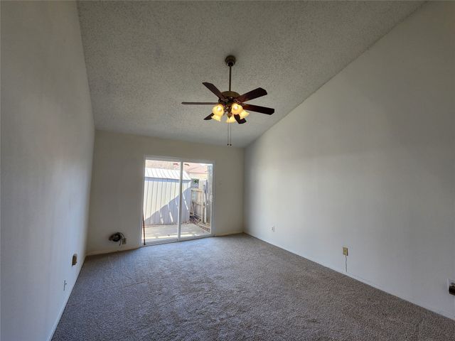 517 Harvest Hill Street, Lewisville, TX 75067