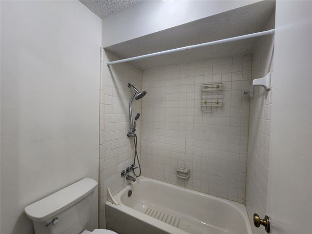 517 Harvest Hill Street, Lewisville, TX 75067